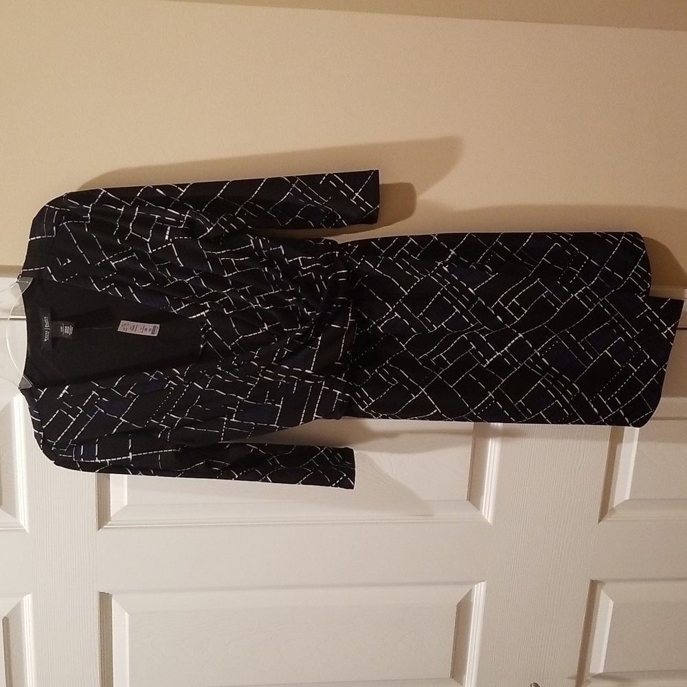 White House Black Market faux wrap dress with attached matching cami xxs